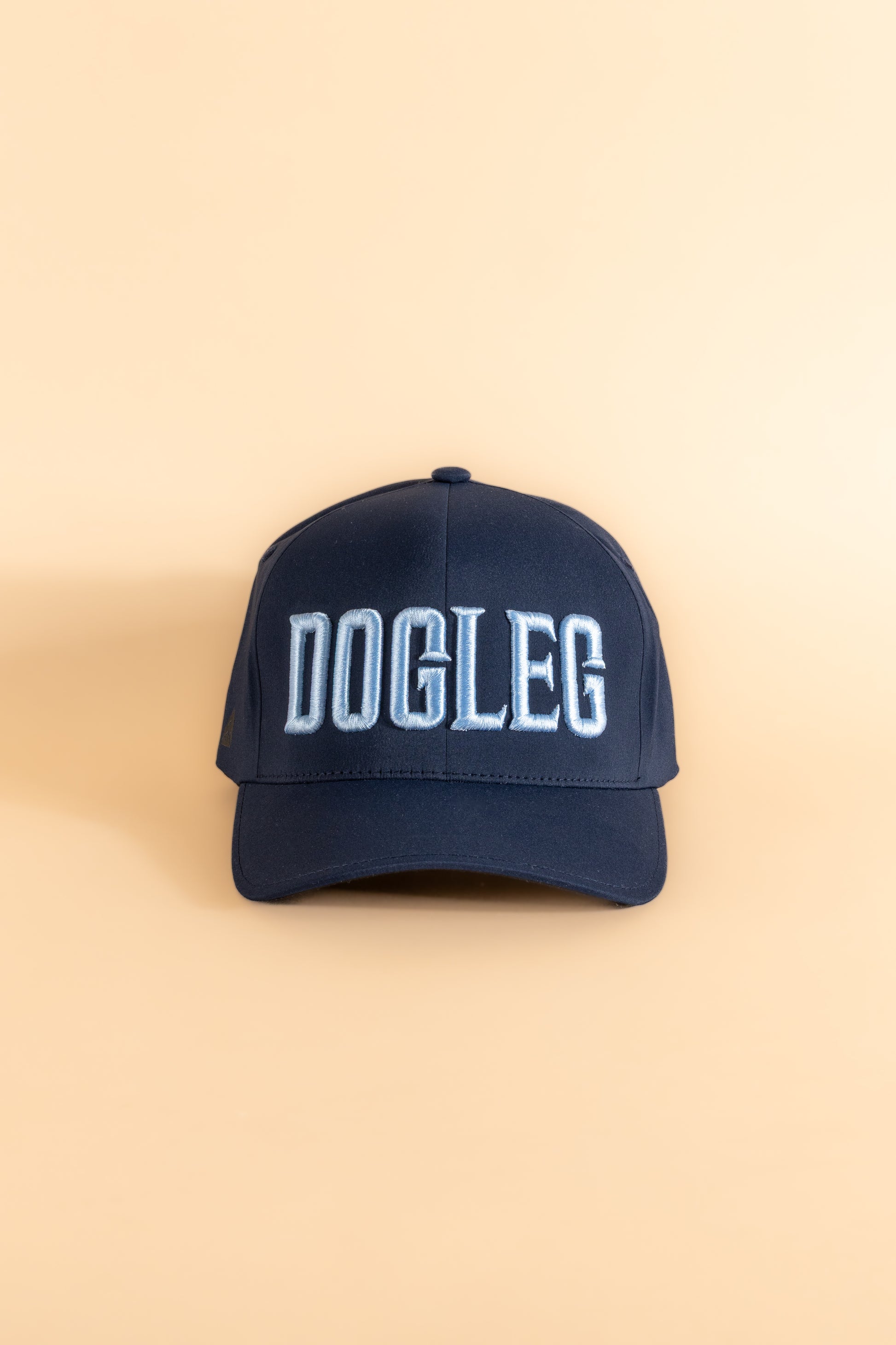 Casquette Sport de golf Dogleg bleu— accessoire respirant et ajustable alliant style et performance