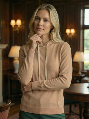 Dogleg Hoodie model beige