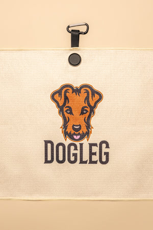 Serviette de golf Dogleg — accessoire élégant et absorbant pour golfeur sur le parcours
