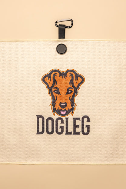 Serviette de golf Dogleg — accessoire élégant et absorbant pour golfeur sur le parcours