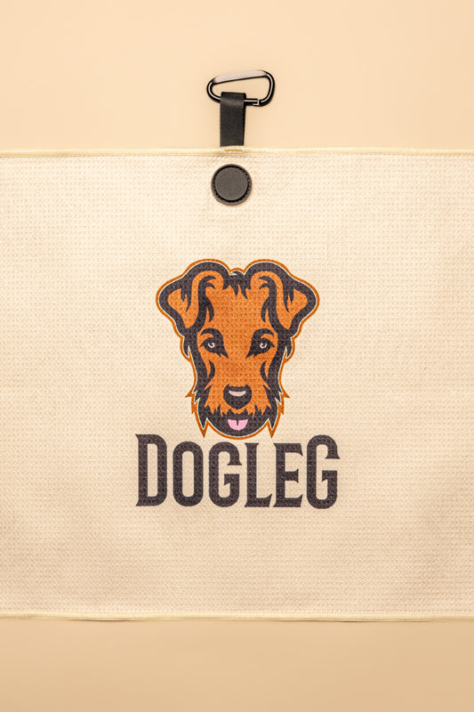 Serviette de golf Dogleg — accessoire élégant et absorbant pour golfeur sur le parcours