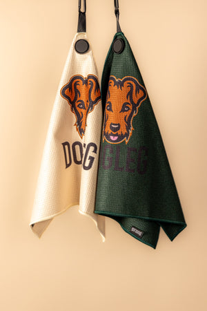 Serviette de golf Dogleg — accessoire élégant et absorbant pour golfeur sur le parcours