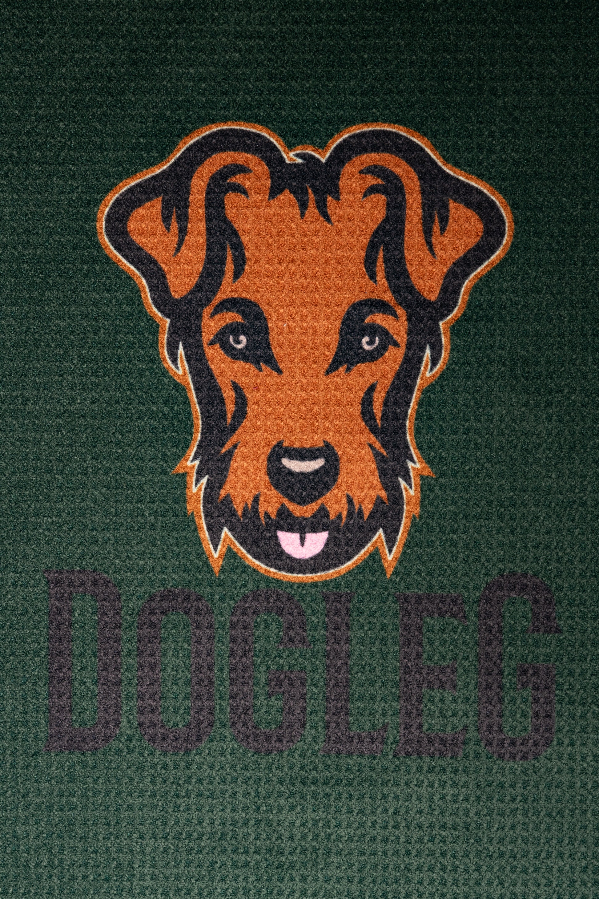 Serviette de golf Dogleg — accessoire élégant et absorbant pour golfeur sur le parcours