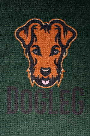 Serviette de golf Dogleg — accessoire élégant et absorbant pour golfeur sur le parcours