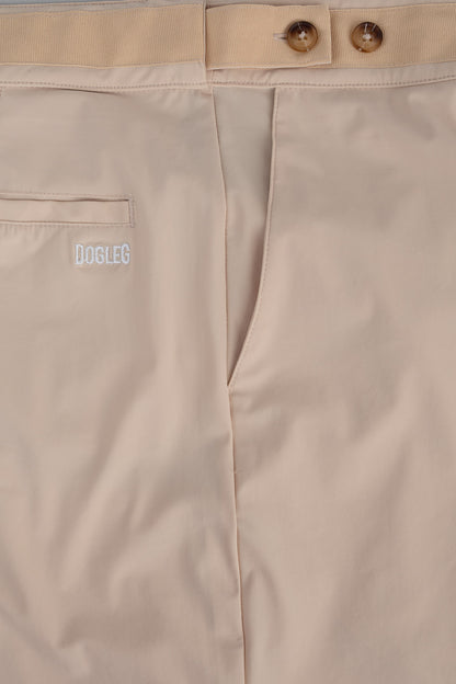 short de golf beige Dogleg — tissu respirant et élégant pour golfeur suisse