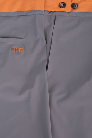 short de golf gris Dogleg — tissu respirant et élégant pour golfeur suisse